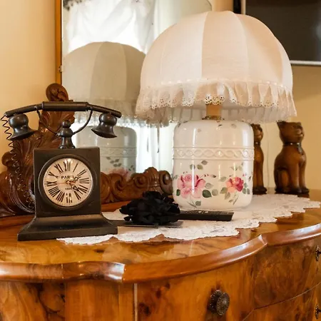 The Black Rose Country House * Calosso