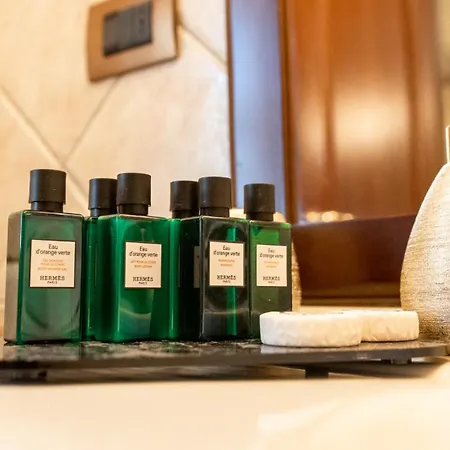 Сasa de vacaciones The Black Rose Country House Calosso