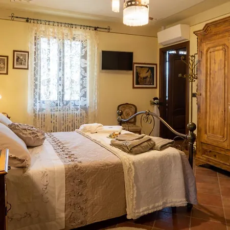 The Black Rose Country House *