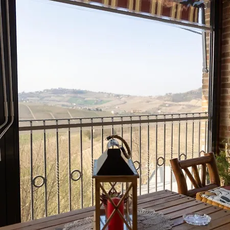 Сasa de vacaciones The Black Rose Country House